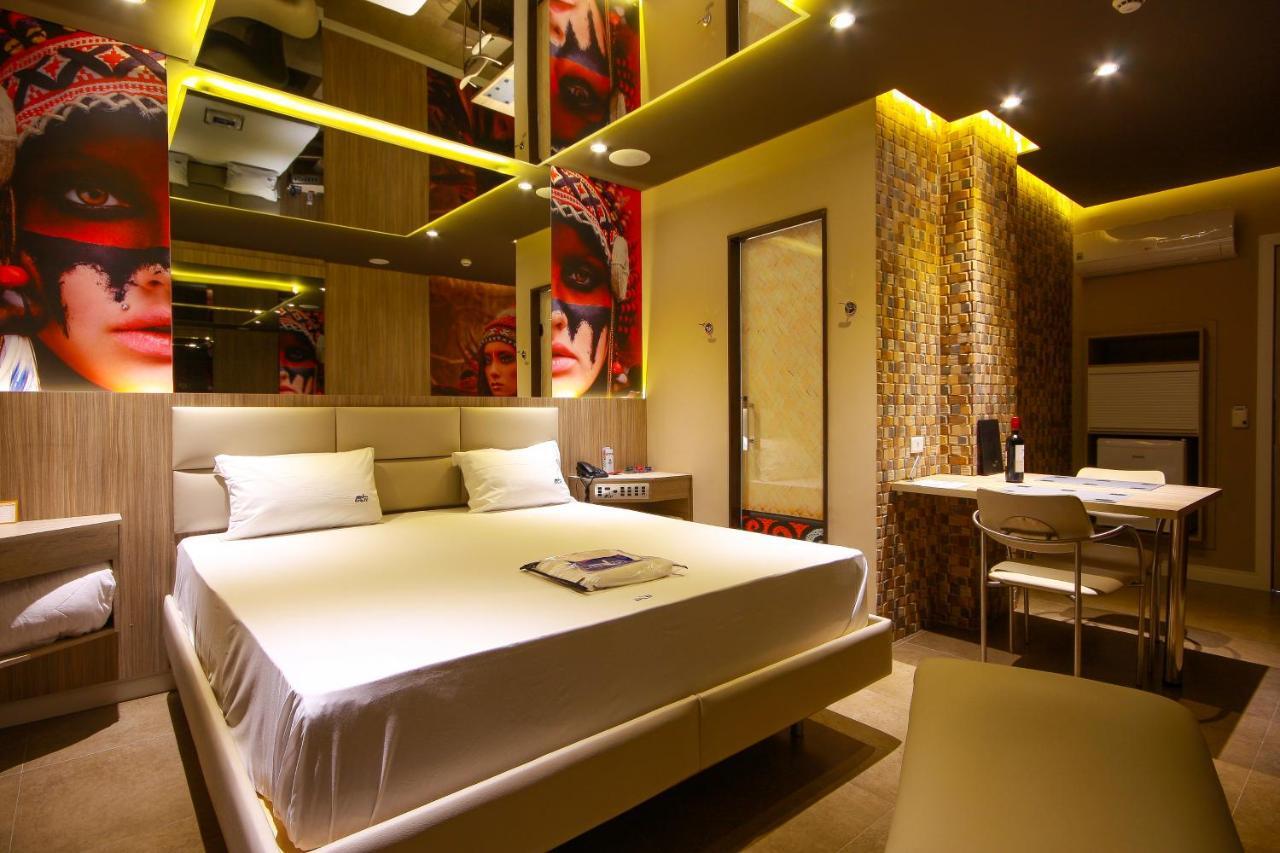 Motel Golf (Adults Only) Osasco Eksteriør bilde